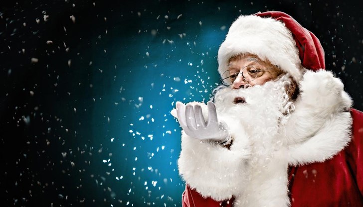 От 10 декември децата ще се радват на специален гост след всеки спектакъл - самият Дядо Коледа