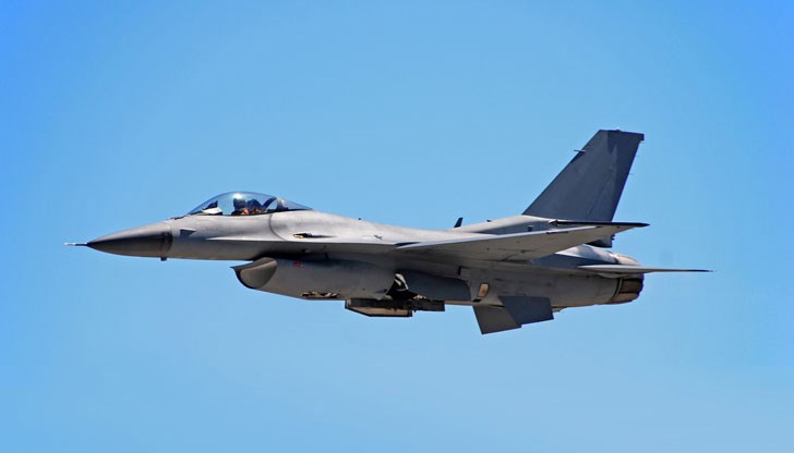 Русия разполага със стотици изтребители от 4++ поколение, заяви Роман Костенко