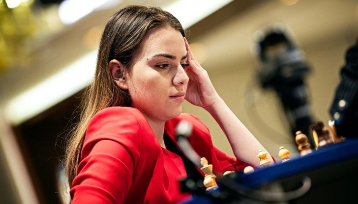 Иван Чепаринов и Нургюл Салимова водят при мъжете и жените