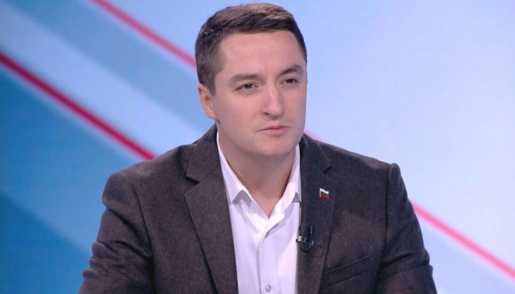 Русия нагло се меси във вътрешната ни политика, каза депутатът от ПП-ДБ