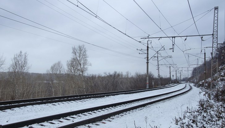 Създадена е организация за превозване на пътниците с друг влак