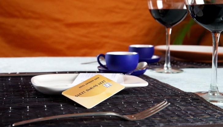 ДДС ставката от 9% остава в сила за ресторантьорите още година