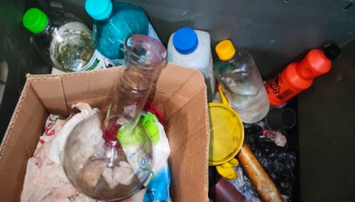 В специално пригодена стая са "готвели" метамфетамини