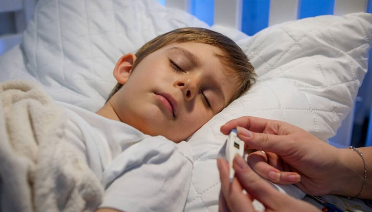 Зимен вирус ни подготвя за грипа, започва с главоболие и червено гърло