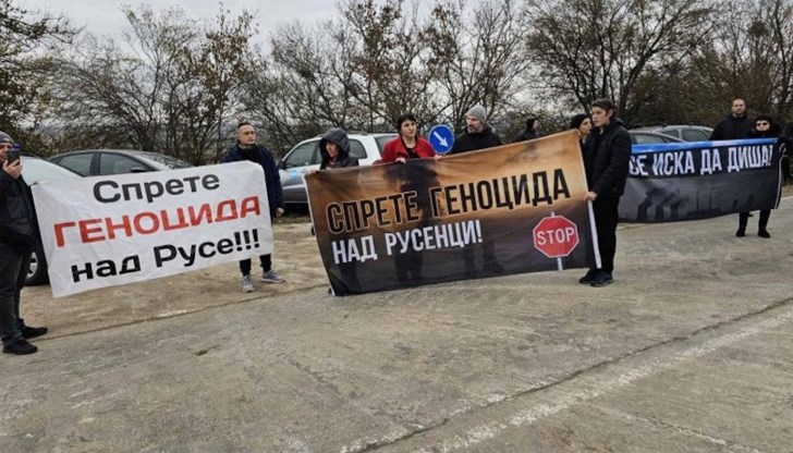 Николай Денков увери протестиращите, че МОСВ е наясно със ситуацията