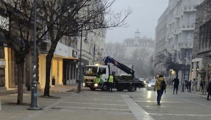 Ще засилим контрола върху неправилното паркиране по време на празниците и ще продължим и след това, обяви Васил Терзиев