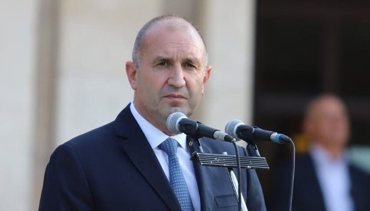 Нека вярата и надеждата ни сплотяват, призова президентът