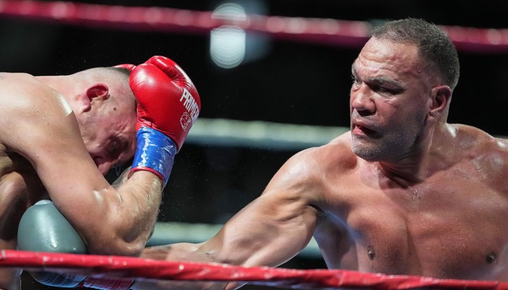 Кобрата пречупи поляка Анджей Вавжик в САЩ Кобрата пречупи поляка Анджей Вавжик в САЩ