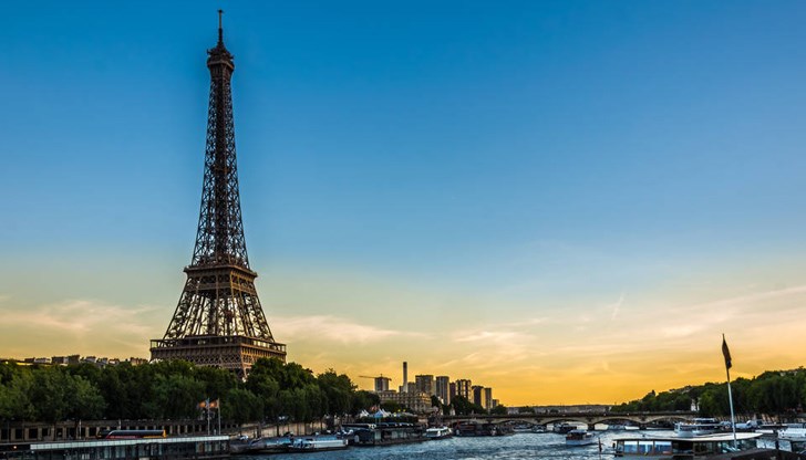 Стачкуващите протестират срещу "сегашния начин на управление" на туристическата атракция Стачкуващите протестират срещу "сегашния начин на управление" на туристическата атракция