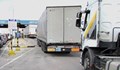 Много чакане и закъснели доставки заради блокадата на Дунав мост