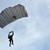 Издирват мъж, скочил с парашут от многоетажна сграда край Москва