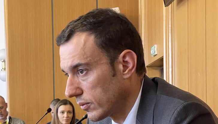 Без ГЕРБ или БСП, или и двете няма как да има стабилно управление с наше участие, заяви кметът на София Без ГЕРБ или БСП, или и двете няма как да има стабилно управление с наше участие, заяви кметът на София