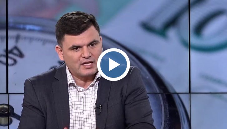 Проблемът с външния дълг е, че заемите вече са с високи лихви. Риск е и ако дойде финансова криза, алармира икономистът