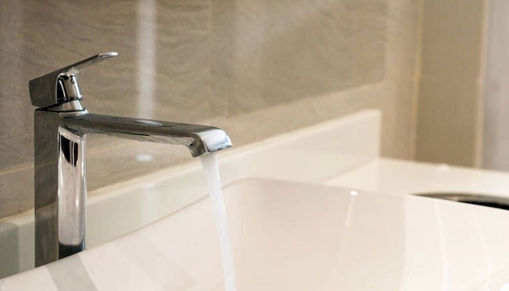 Не бива да се използва за пиене и миене