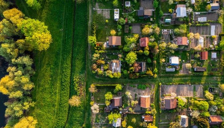 Семействата с деца търсят райони с училища