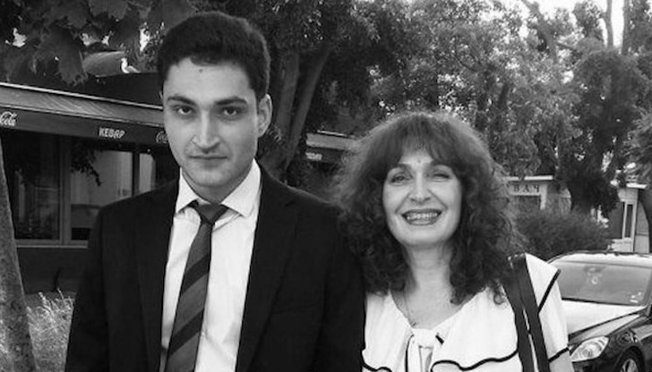 64-годишната жена е била намушкана 40 пъти