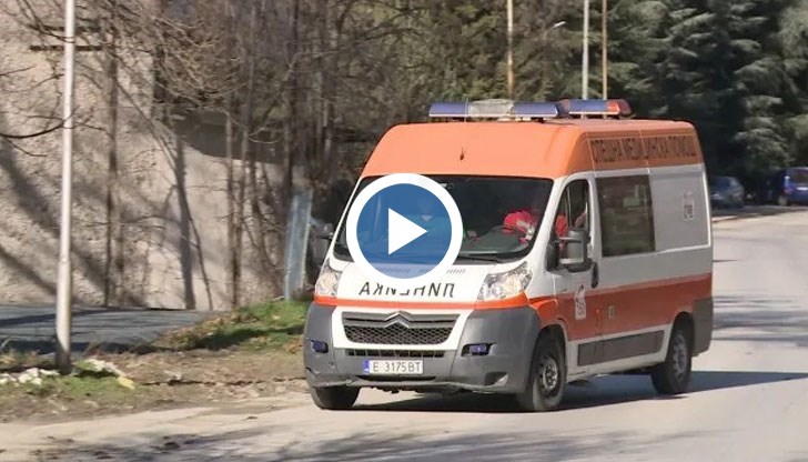 Линейките са в лошо състояние и често аварират, което застрашава живота на пациентите