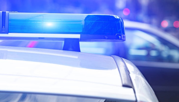 18-годишният младеж е спрян пред входа на гимназията, в която учи