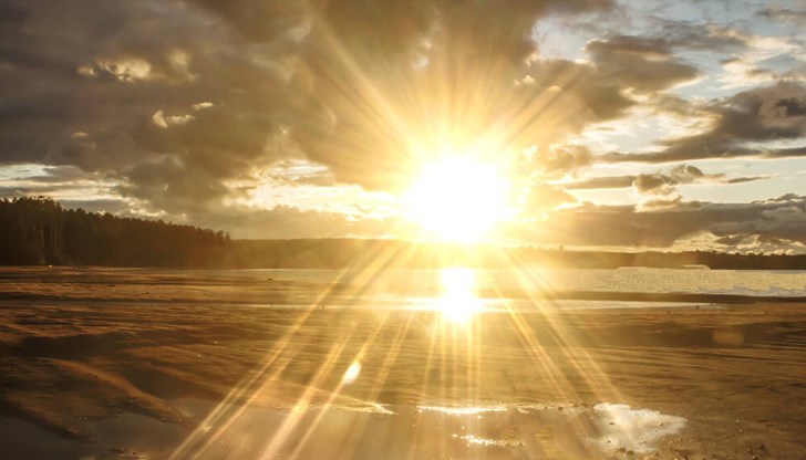 Атмосферното налягане е по-високо от средното за месеца и ще се понижава Атмосферното налягане е по-високо от средното за месеца и ще се понижава