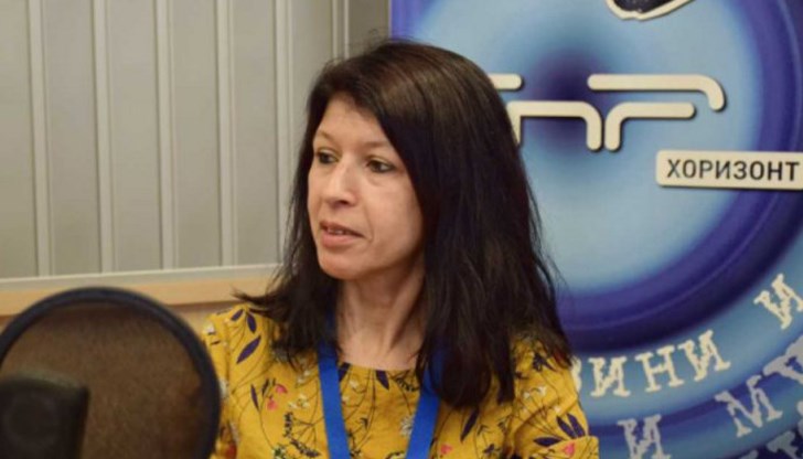 Отличието ѝ бе връчено от вицепрезидента Илияна Йотова