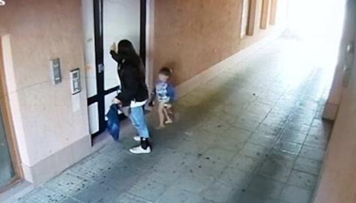 Тя е посещавала курсове за надграждане на родителския капацитет след сигнал на съсед през 2021 година