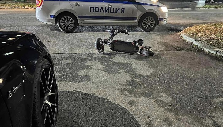 Автомобилът на полицая се е движел в забранена посока за движение Автомобилът на полицая се е движел в забранена посока за движение