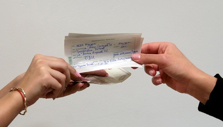 Електронни медицински бележки за учениците не се поемат от касата