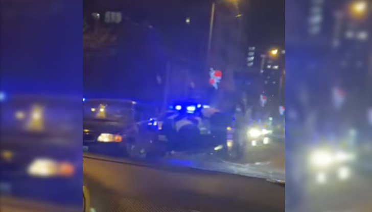 Полицаите са го затиснали по такъв начин, че той не е можел да си поеме въздух и това е довело до смъртта му