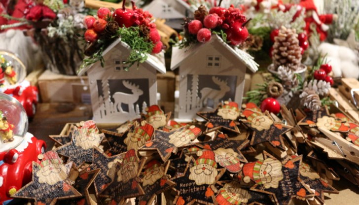 По неофициални данни в днешно време арменската общност в България наброява около 30 хиляди души