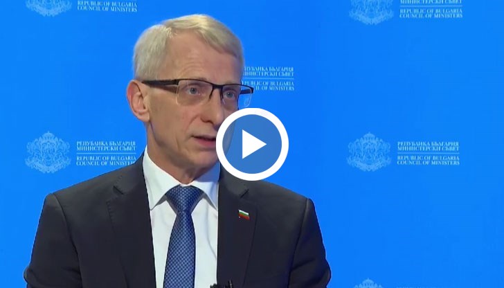 Премиерът отговаря на въпроси на граждани във Facebook