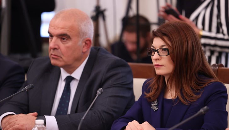 БИПИ пита Десислава Атанасова с какви казуси е натрупала опит в конституционното право