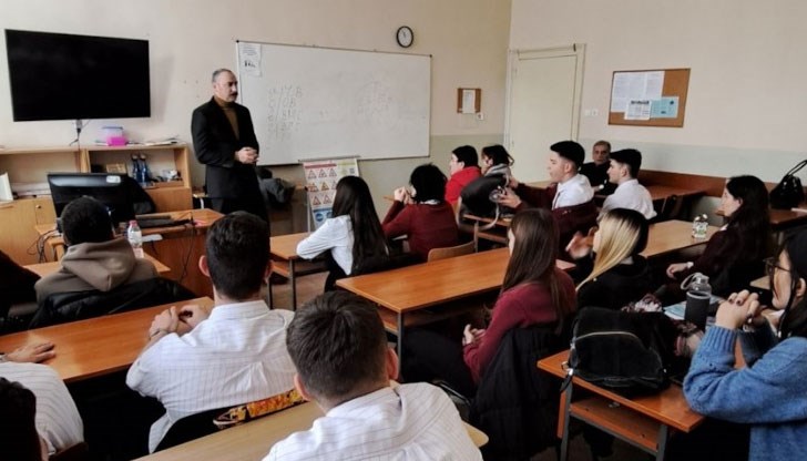 Магистратът обърна внимание на разликата между граждански, наказателни и административни дела