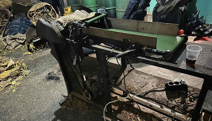 Петима „работници“ са задържани за срок до 24 часа