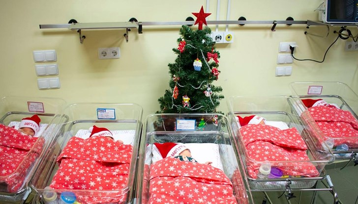 Бебето се е родило в УМБАЛ "Медика" в 01:43 часа на 1 януари