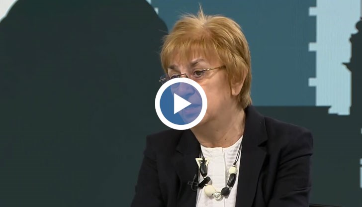 Cъсловни организации да избират конституционни съдии в няколко стъпки, призова тя