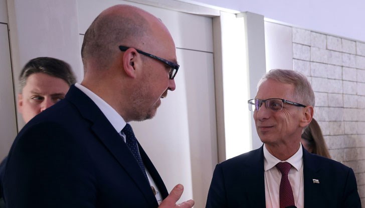 Според двамата министър-председатели това ще допринесе за разширяването на икономическите отношения между двете държави Според двамата министър-председатели това ще допринесе за разширяването на икономическите отношения между двете държави