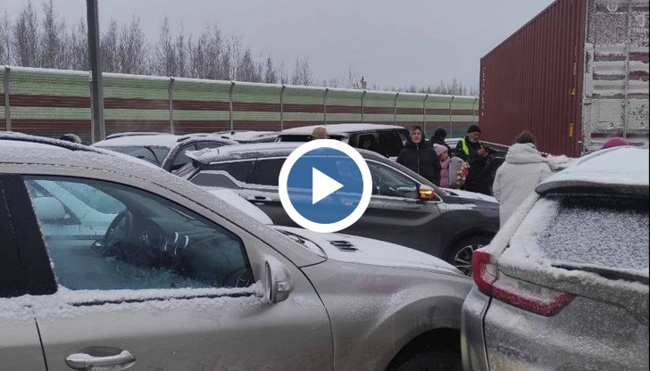 Четирима души са загинали, сред които и дете