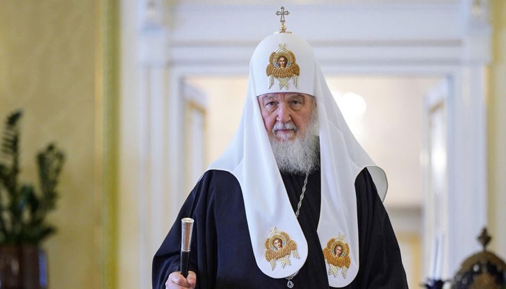 Писмото е адресирано не до Негово Светейшество Българския патриарх Неофит, а общо до членовете на Св. Синод