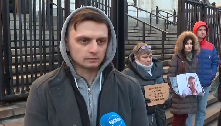 Русенецът твърди, че е баща на второто дете на Габриела Славова-Пеева Русенецът твърди, че е баща на второто дете на Габриела Славова-Пеева