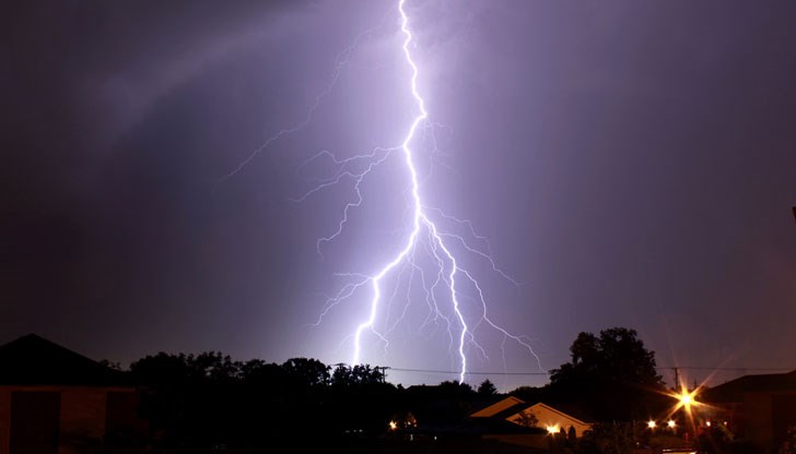 Проливни валежи се очакват след обяд в Северозападна и Централна България, според метеоролозите на Meteo Balkans
