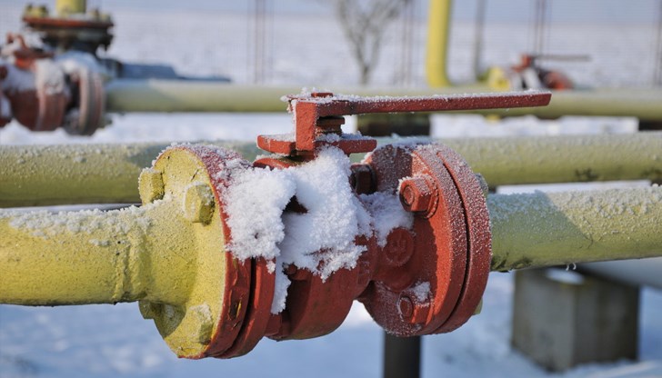 През следващия месец горивото може да струва 73 лева за мегаватчас без такси и налози