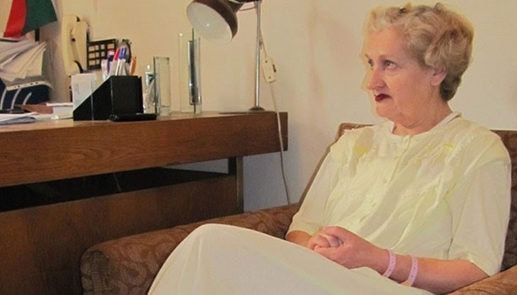 Д-р Красимира Димитрова припада в дома си, откарват я в болница, но не успяват да я спасят