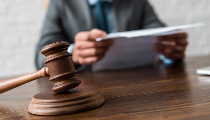 Определението на съда е окончателно и не подлежи на обжалване Определението на съда е окончателно и не подлежи на обжалване