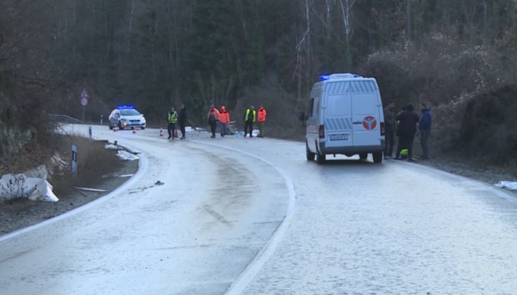 Възстановено е движението край Борово след катастрофата Възстановено е движението край Борово след катастрофата