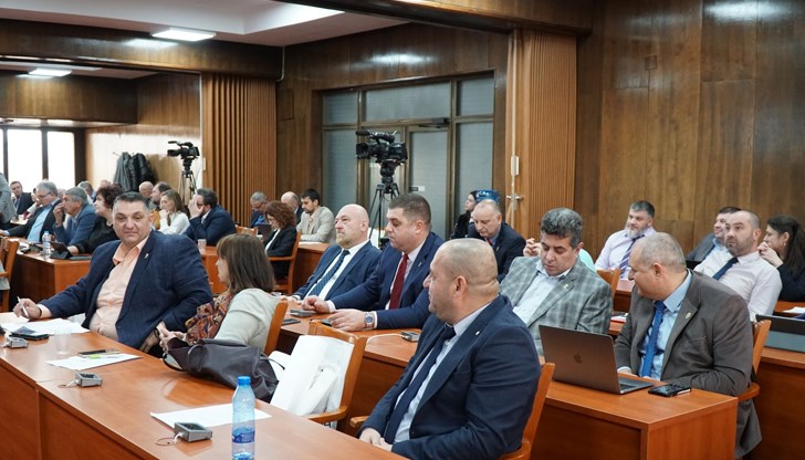 Настояваме тези неблагоприятни условия да бъдат преразгледани, заявяват съветниците Настояваме тези неблагоприятни условия да бъдат преразгледани, заявяват съветниците