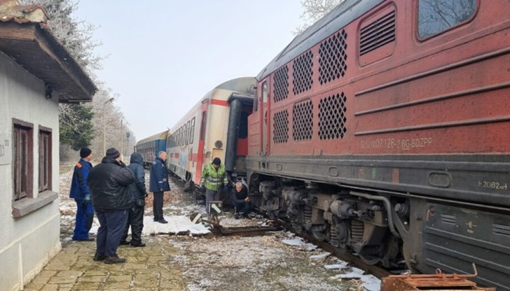 Графикът на жп транспорта в областта е нарушен