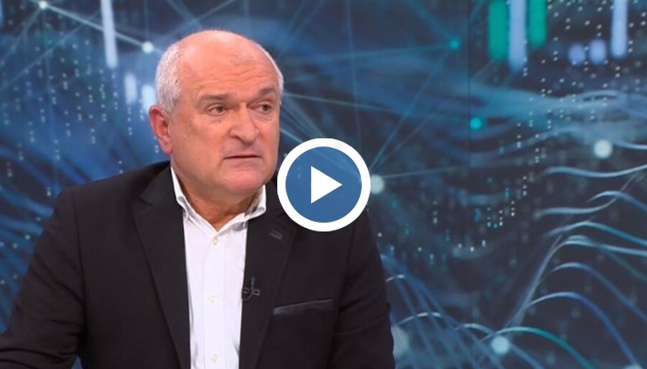 Той припомни конституционното дело за избора на съдия Георги Марков, който е оспорен от необходимия брой депутати