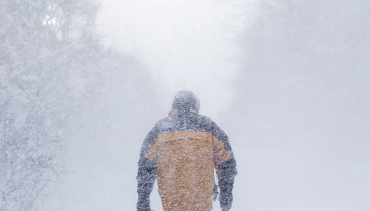 Да се пътува само при крайна необходимост и то с вериги за сняг, препоръчват полицаите Да се пътува само при крайна необходимост и то с вериги за сняг, препоръчват полицаите