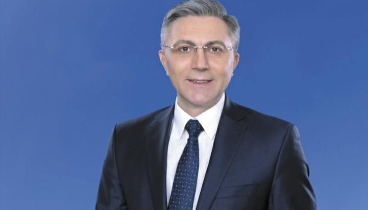 "Сериозните медии се опират на факти, а не на интриги и лъжи" "Сериозните медии се опират на факти, а не на интриги и лъжи"