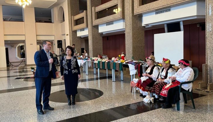 Кметът на Русе участва в благотворително събитие на Съюза на пенсионерите - регион Русе